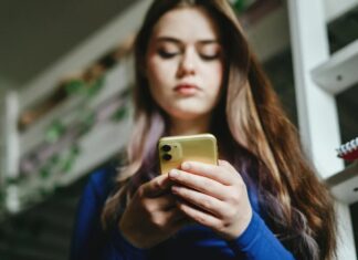Chatbot AI ritenuti non sicuri per il supporto alla salute mentale degli adolescenti