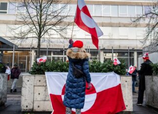 Le Congrès fait face à une pression croissante sur la politique étrangère de Trump