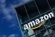 Amazon Повертається на ринок Смартфонів з AI-орієнтованим пристроєм “Transformer”