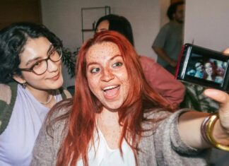 The Digicam Revival: Why Gen Z Is Ditching Smartphones for “Worse” Photos