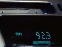 Чому частоти FM-радіо закінчуються на непарні числа?